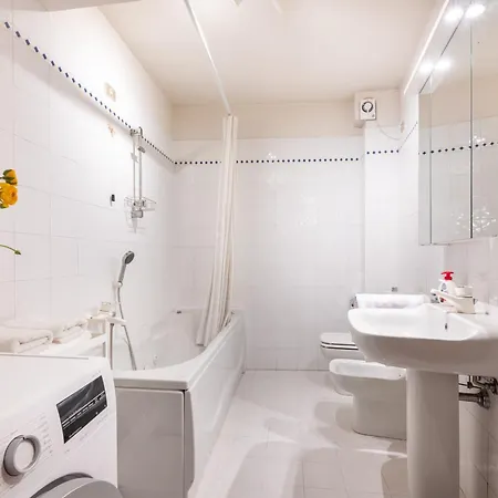 Large In The Historic Center Of Appartement