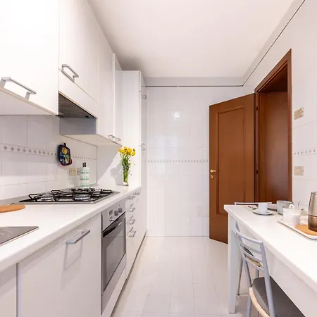 Large In The Historic Center Of * Parme