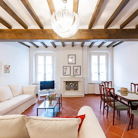 Apartment Guesthost - Large In The Historic Center Of *