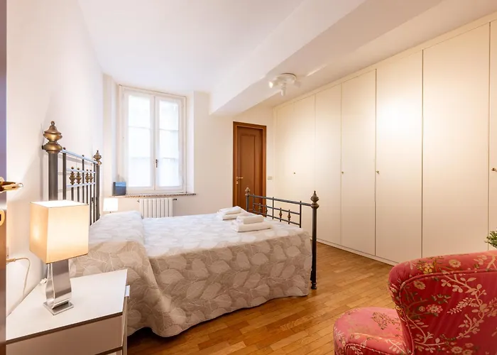 Large In The Historic Center Of Parma